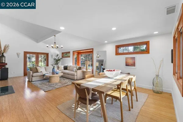 $1,565,000 | 1079 West Holly Street, Walnut Creek, CA 94598