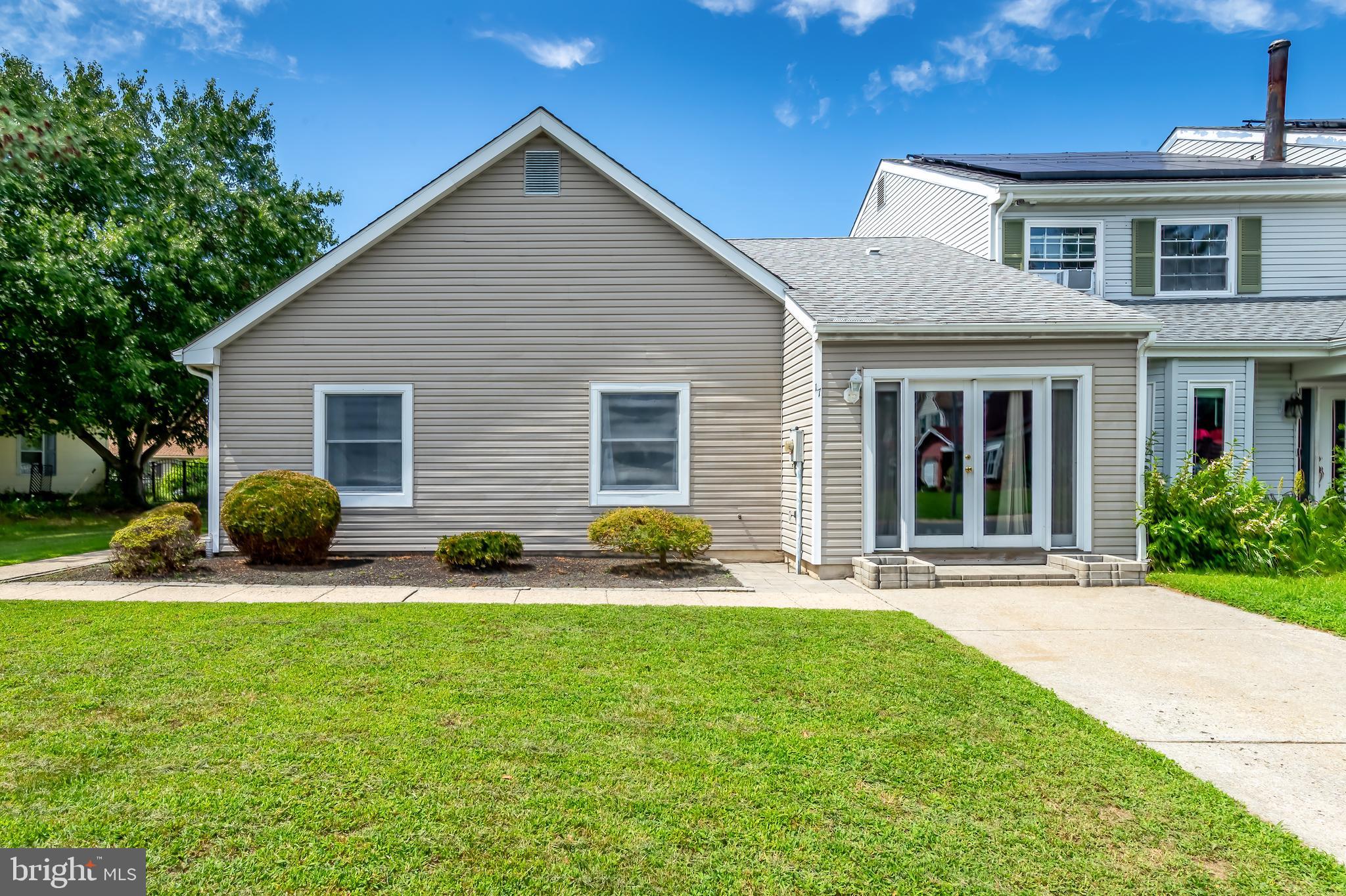 17 Adams Street Swedesboro, NJ 08085 - Photo 2 of 21 End Unit