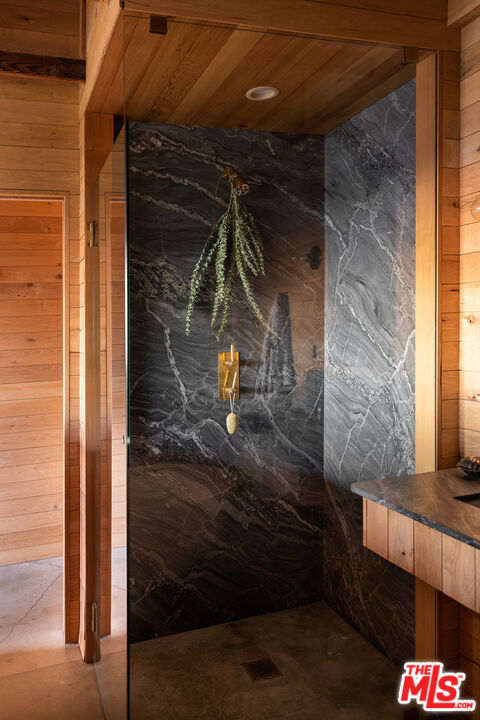 4610 Rising Hill Road Altadena, CA 91001 - Photo 17 of 26 a bathroom with a shower