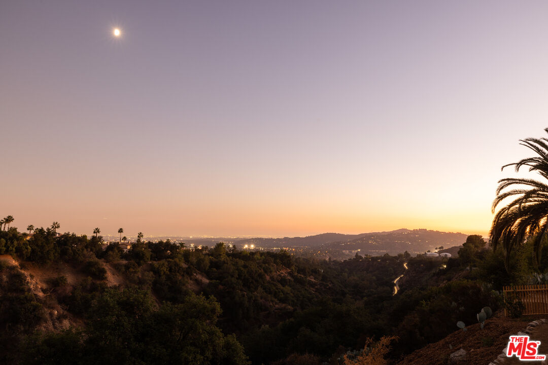 4610 Rising Hill Road Altadena, CA 91001 - Photo 24 of 26 a view of a city