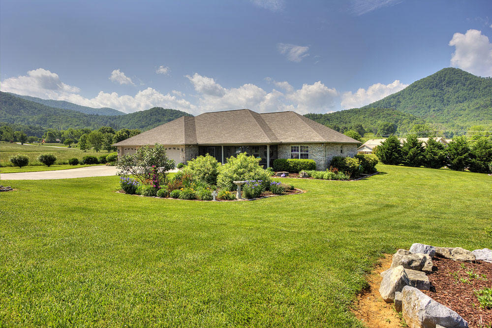 3939 Katy Hollar Rd. Sevierville, TN 37862 - Photo 35 of 36 IMG_1443LR