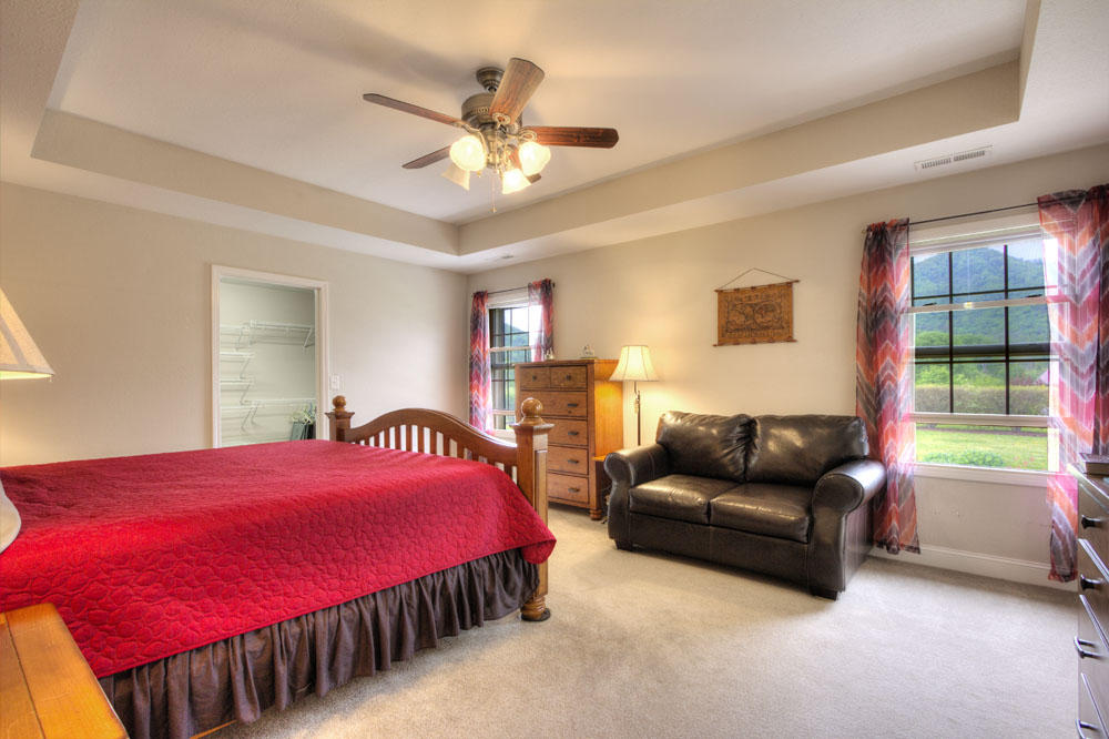 3939 Katy Hollar Rd. Sevierville, TN 37862 - Photo 10 of 36 IMG_9807LR