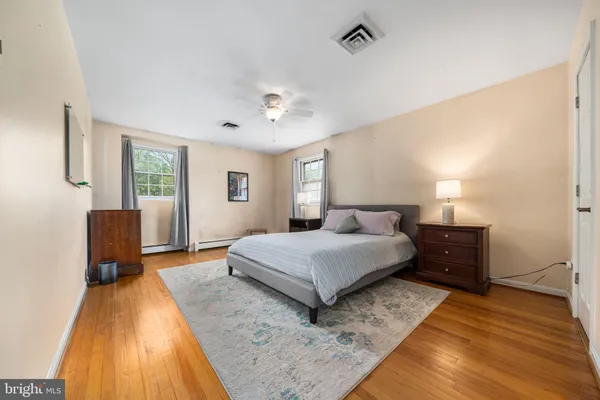 $4,000 | 12013 Hamden Court, Oakton, VA 22124