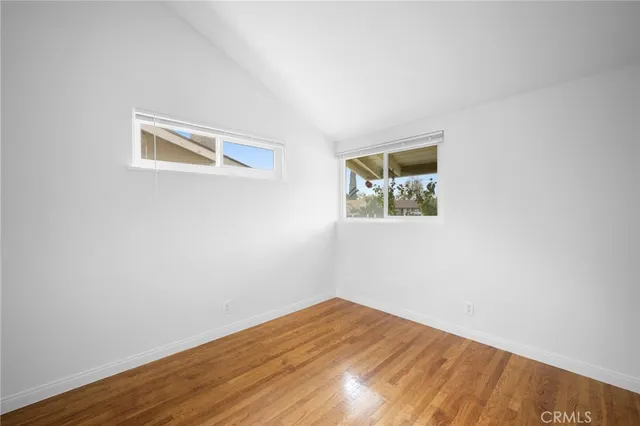 $4,000 | 7948 De Soto Avenue, Canoga Park, CA 91304