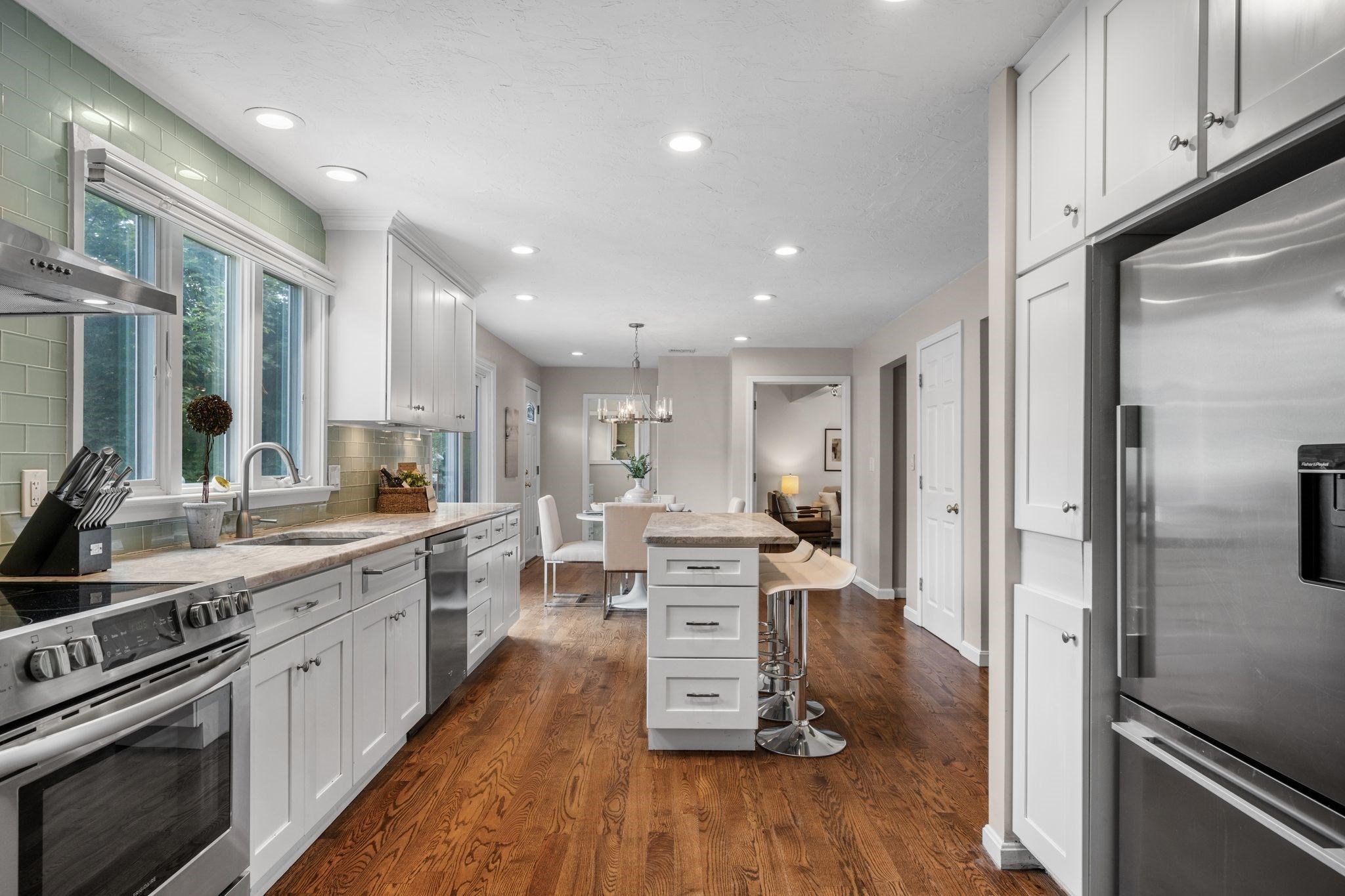 62 Marion Road Marblehead, MA 01945 - Photo 16 of 35 Gallery Image 16