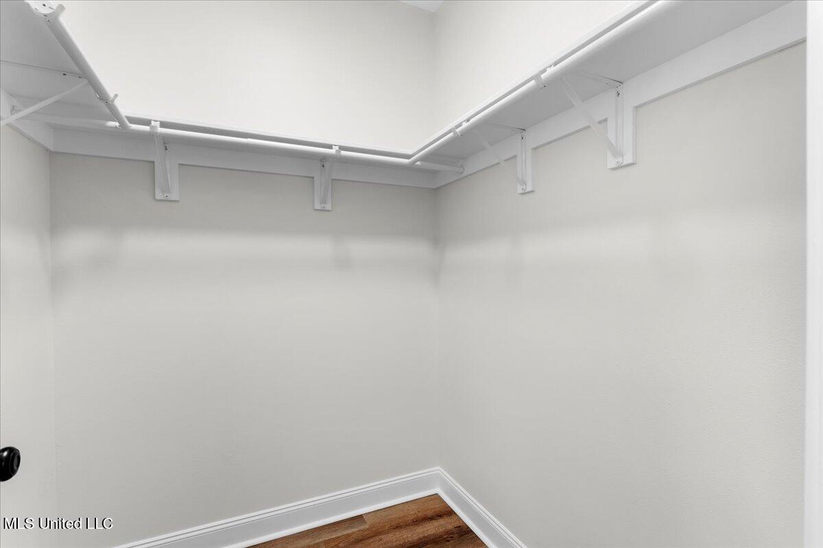 6015 Choctaw Place Kiln, MS 39556 - Photo 25 of 46 23-Closet 2
