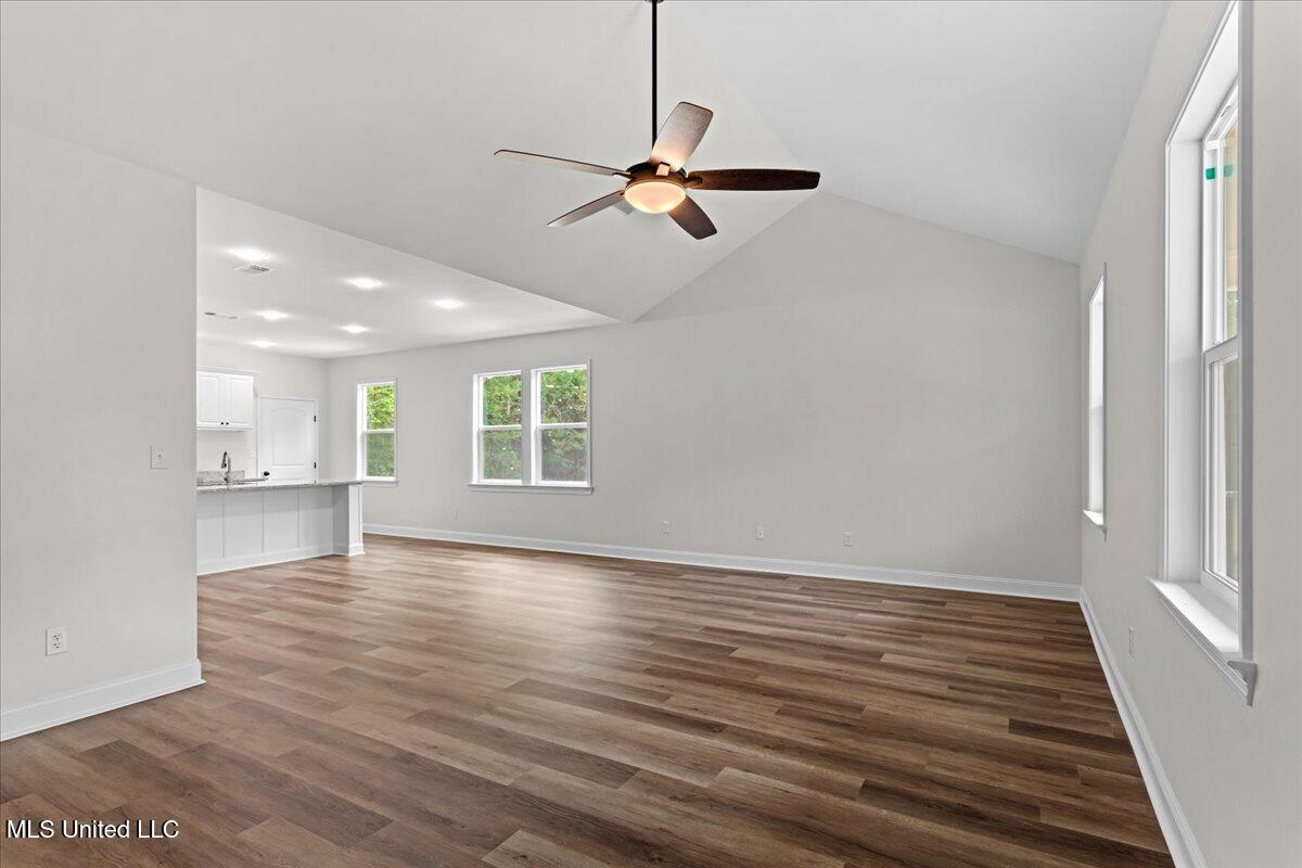 6015 Choctaw Place Kiln, MS 39556 - Photo 6 of 46 07-Living Room