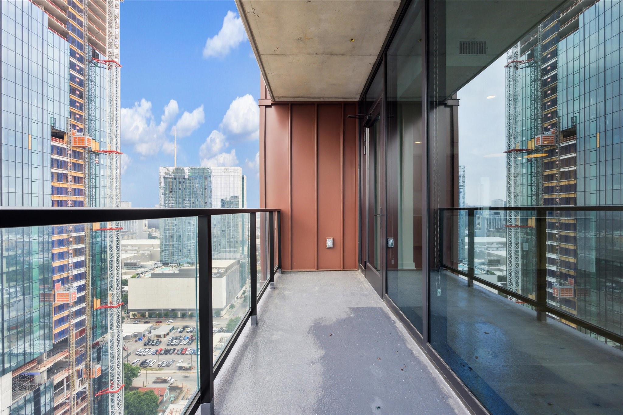 84 East Avenue, Unit 3009 Austin, TX 78701 - Photo 33 of 39 a view of a balcony