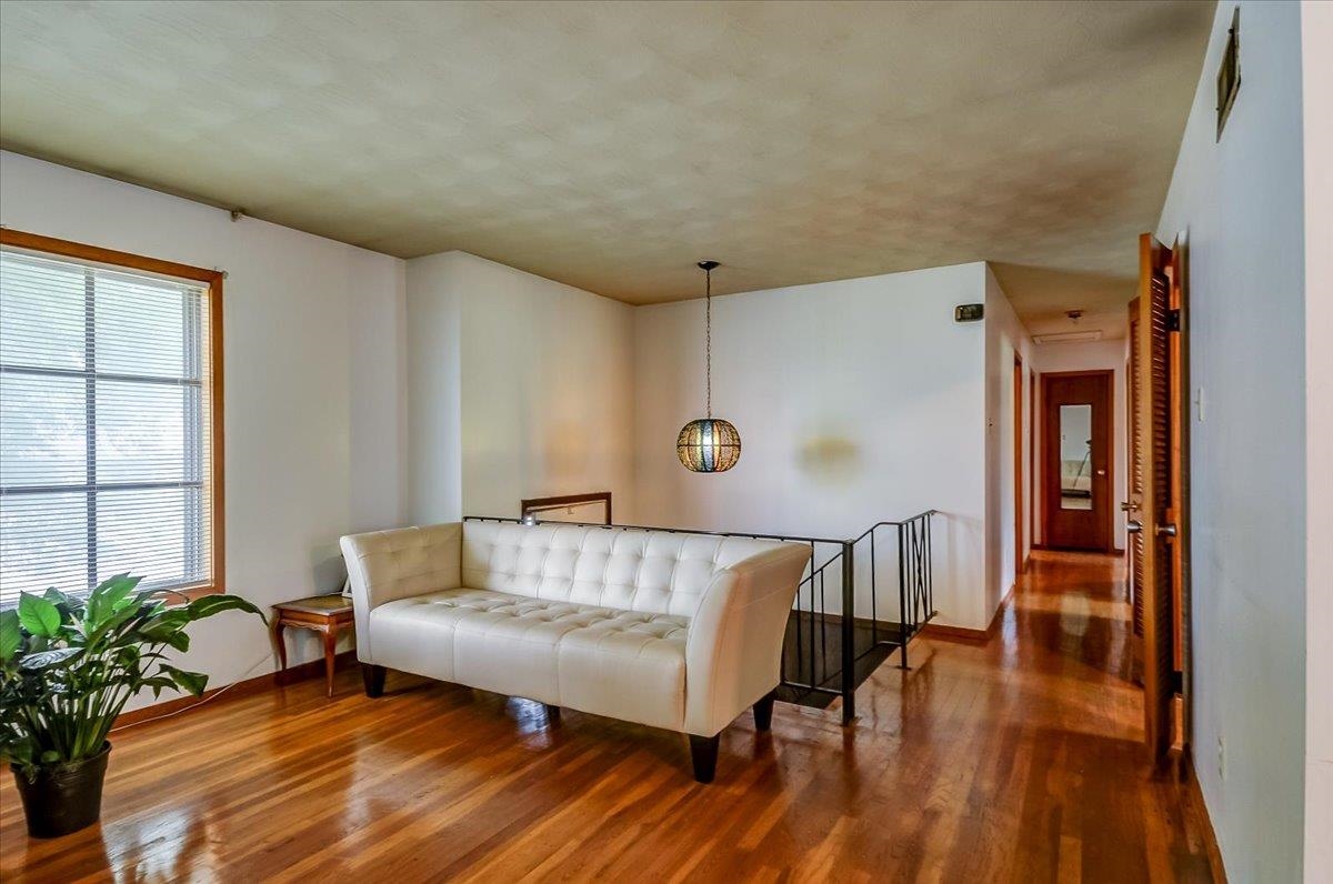 2569 Rozelle Street Memphis, TN 38114 - Photo 12 of 30 Polished wood-finish flooring throughout