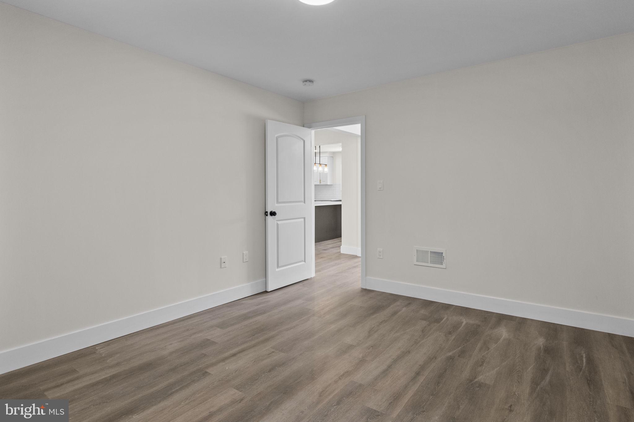 9312 Treaty Road Philadelphia, PA 19114 - Photo 15 of 38 Gallery Image 15