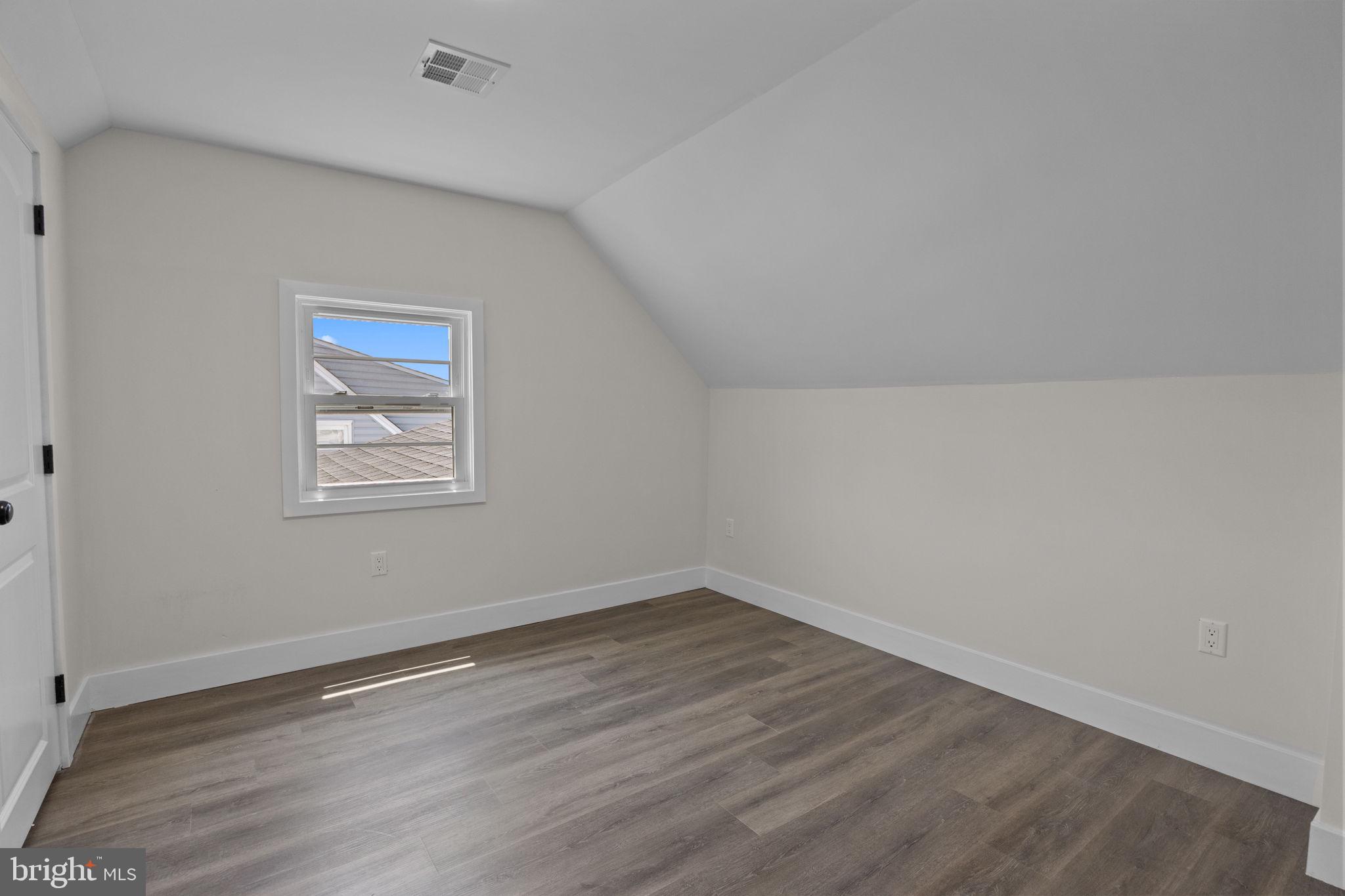 9312 Treaty Road Philadelphia, PA 19114 - Photo 30 of 38 Gallery Image 30
