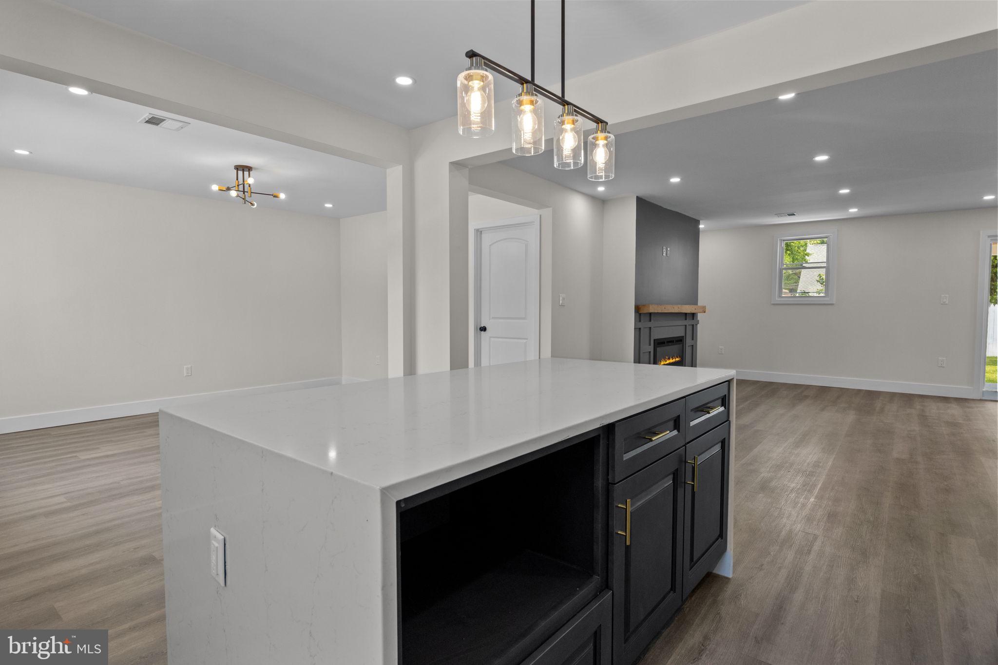 9312 Treaty Road Philadelphia, PA 19114 - Photo 10 of 38 Gallery Image 10