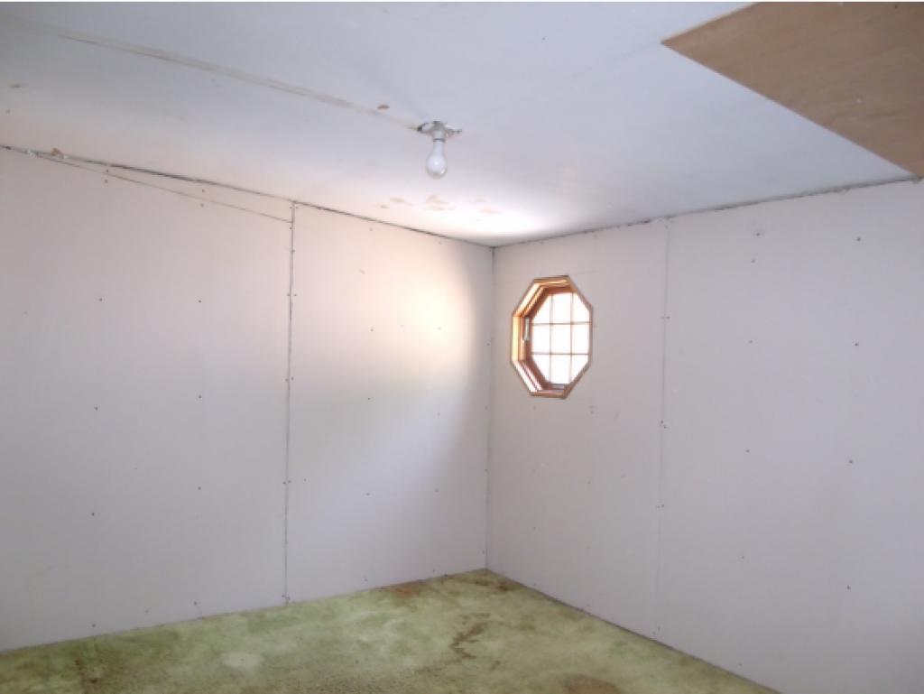 372 Goboro Road Epsom, NH 03234 - Photo 11 of 14