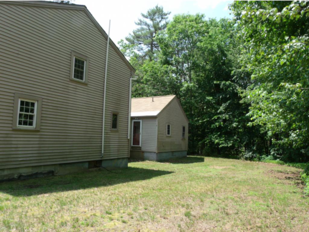 372 Goboro Road Epsom, NH 03234 - Photo 13 of 14