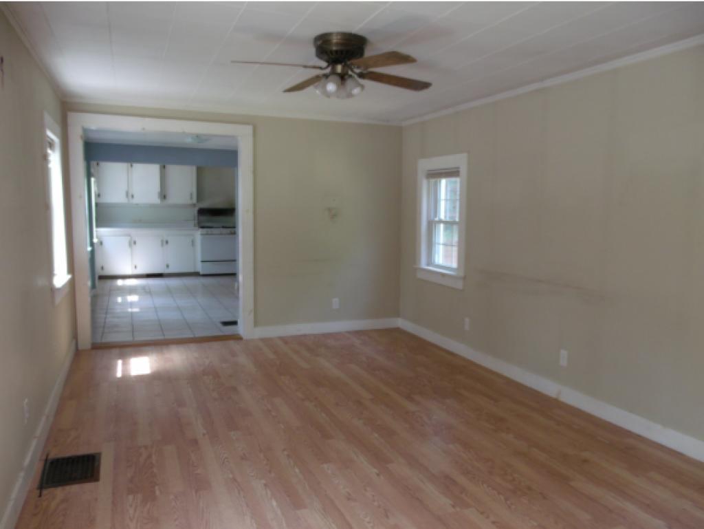 372 Goboro Road Epsom, NH 03234 - Photo 4 of 14
