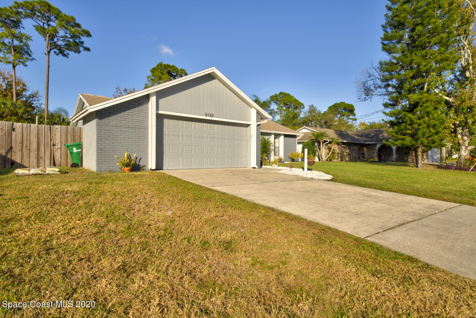 5130 Holden Road Cocoa, FL 32927 - Photo 5 of 49 front of house left