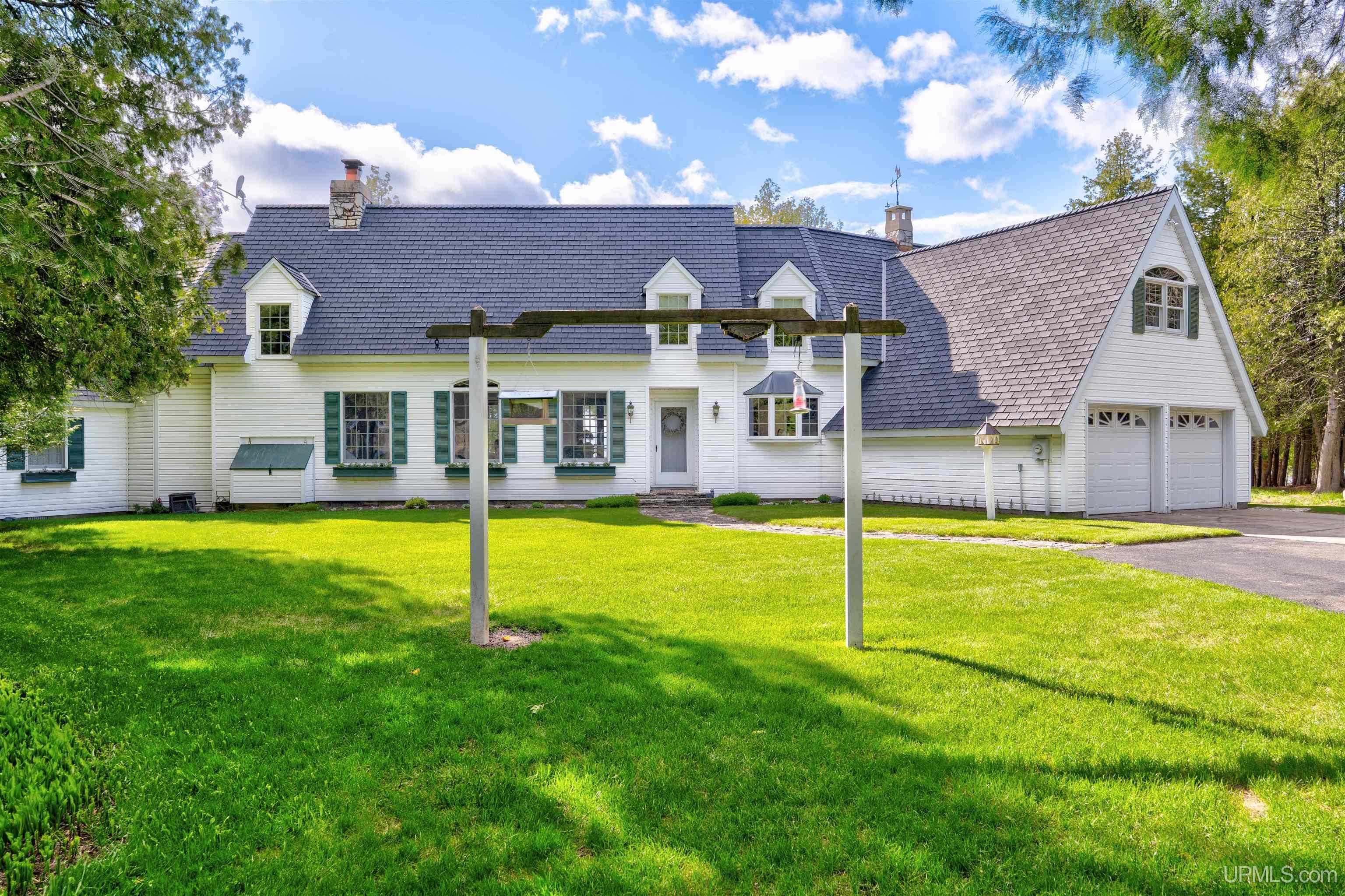 7975 25 Rd Garden Garden, MI 49835 - Photo 4 of 98