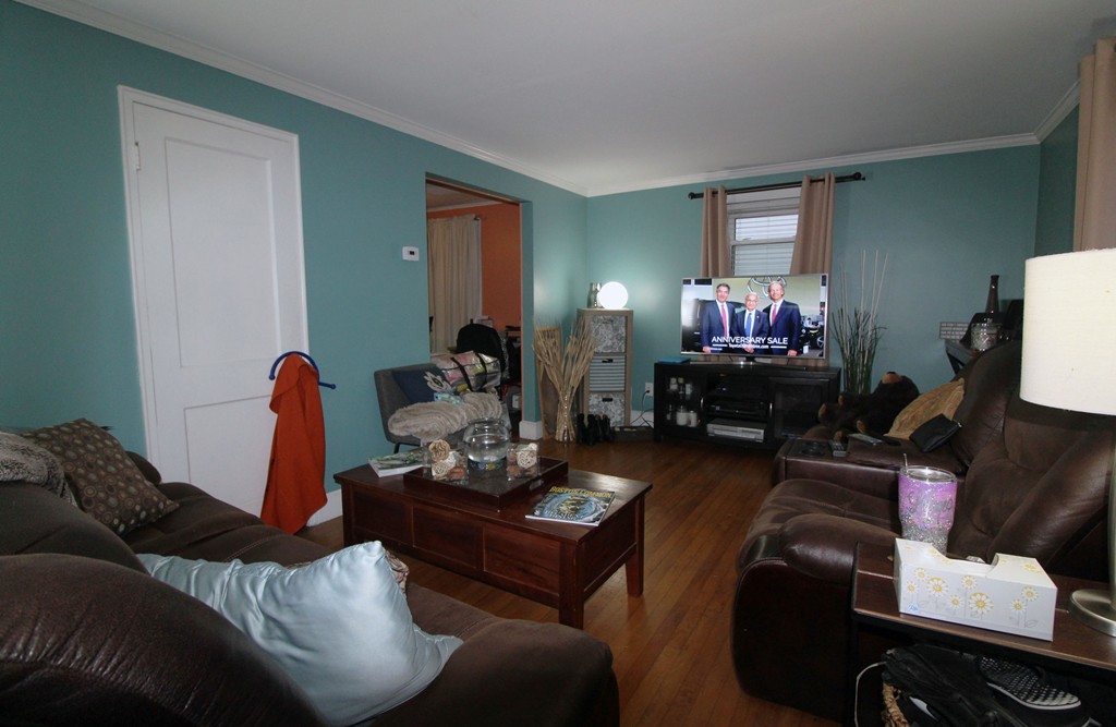 92 Needham Road Boston, MA 02136 - Photo 11 of 15 Gallery Image 11