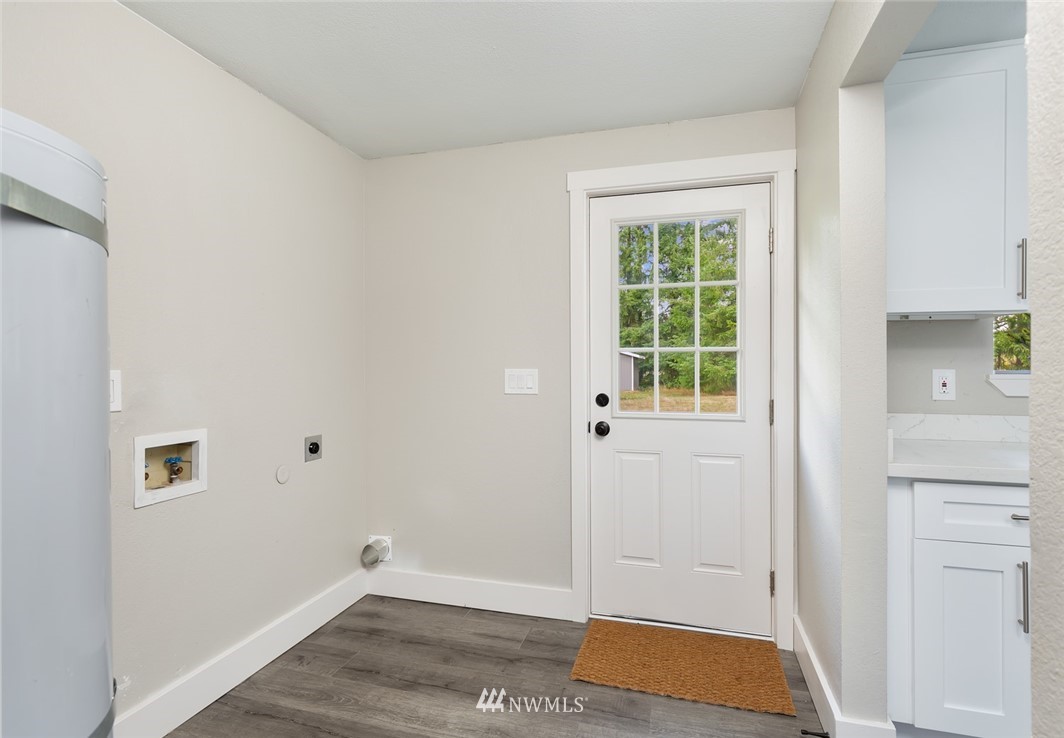 19129 Denmark Street Southwest Rochester, WA 98579 - Photo 10 of 21