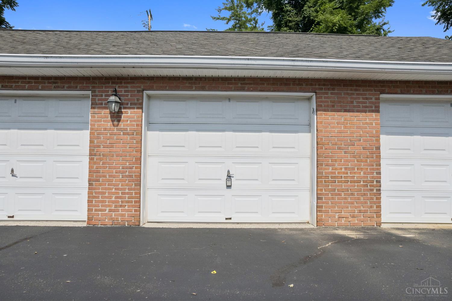 3414 North Bend Road, Unit 8 Cincinnati, OH 45247 - Photo 33 of 36