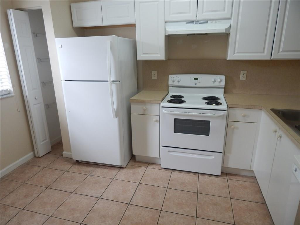 5916 Riverside Avenue, Unit 5916 Tamarac, FL 33321 - Photo 2 of 15 Photo 2