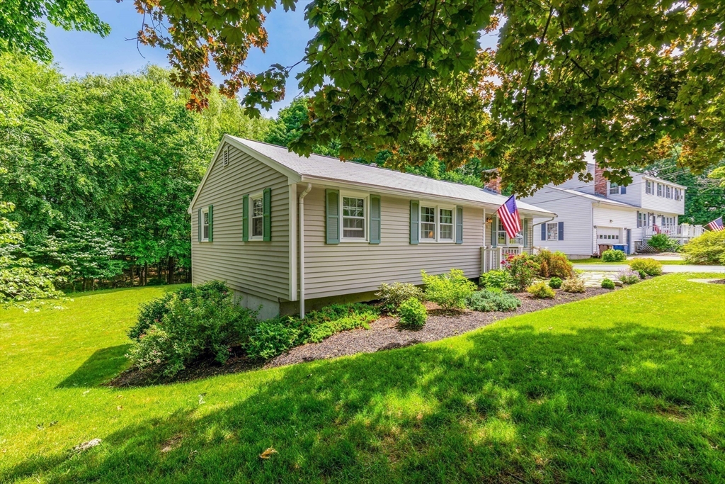 33 Farnham Road Rowley, MA 01969 - Photo 23 of 36