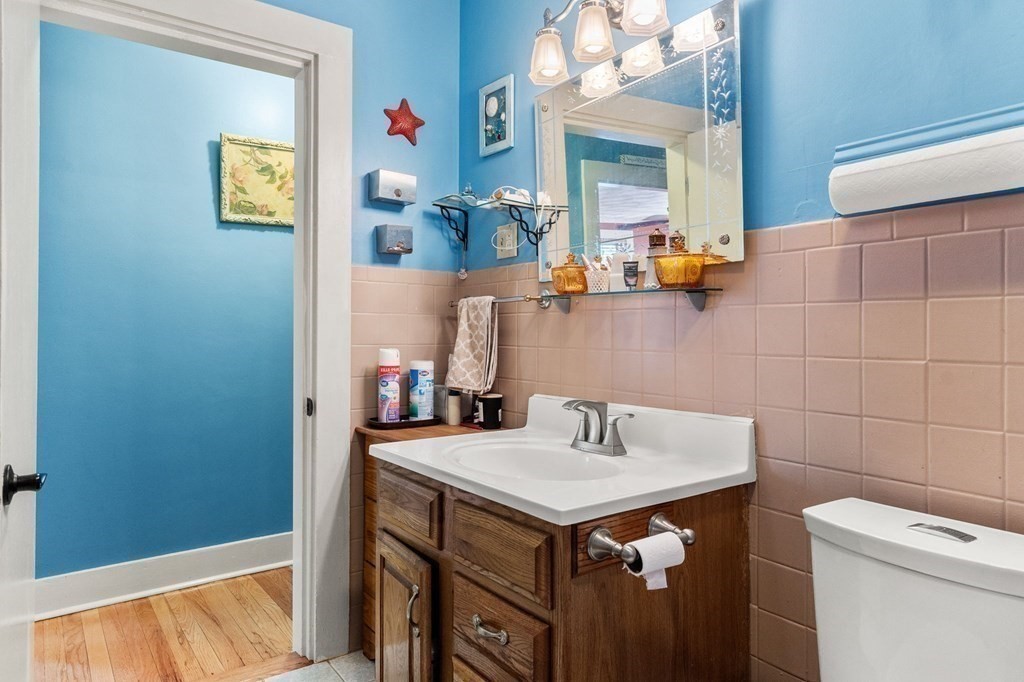 164 Ashcroft Road Medford, MA 02155 - Photo 16 of 42 Gallery Image 16
