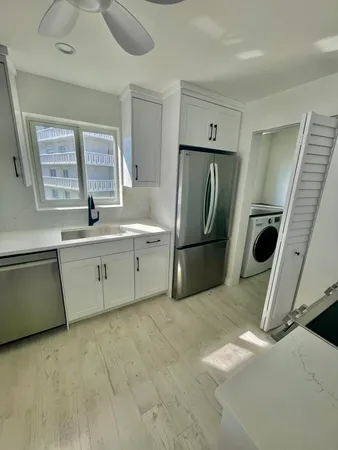 $3,000 | 300 Croton Avenue, Unit 202, Lantana, FL 33462