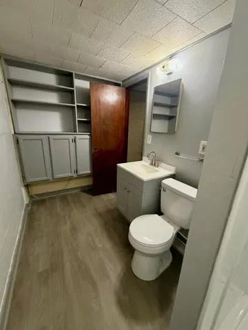 $1,950 | 729 De Haviland Drive, Pittsburgh, PA 15239