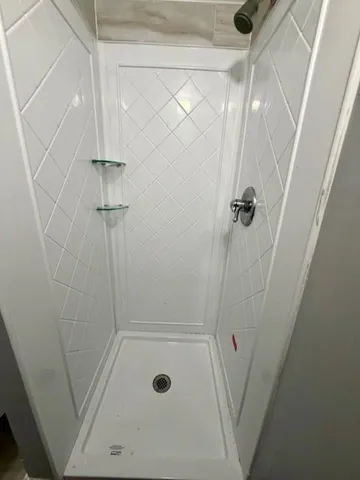 $1,950 | 729 De Haviland Drive, Pittsburgh, PA 15239