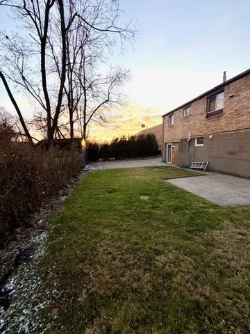 $1,950 | 729 De Haviland Drive, Pittsburgh, PA 15239