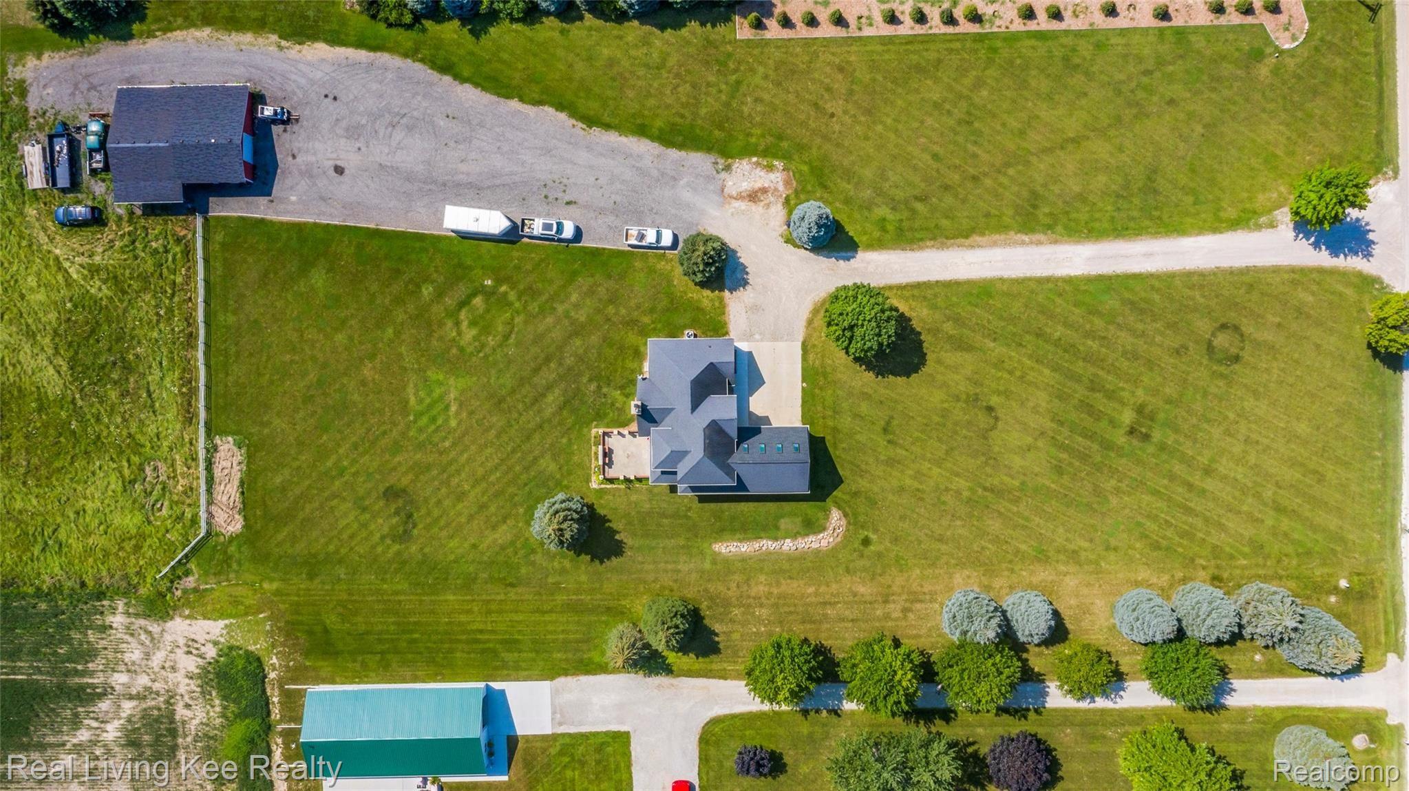 14265 Gilbert Road Allenton, MI 48002 - Photo 53 of 62 DJI_0624.jpg