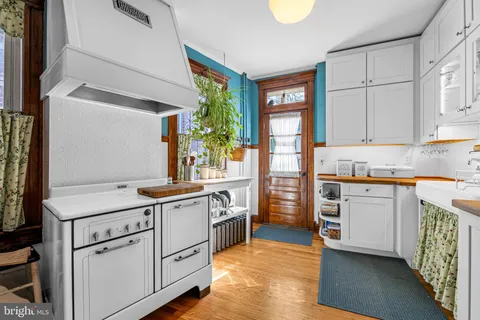 $365,000 | 217 West 27th Street, Baltimore, MD 21211