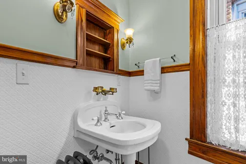 $365,000 | 217 West 27th Street, Baltimore, MD 21211