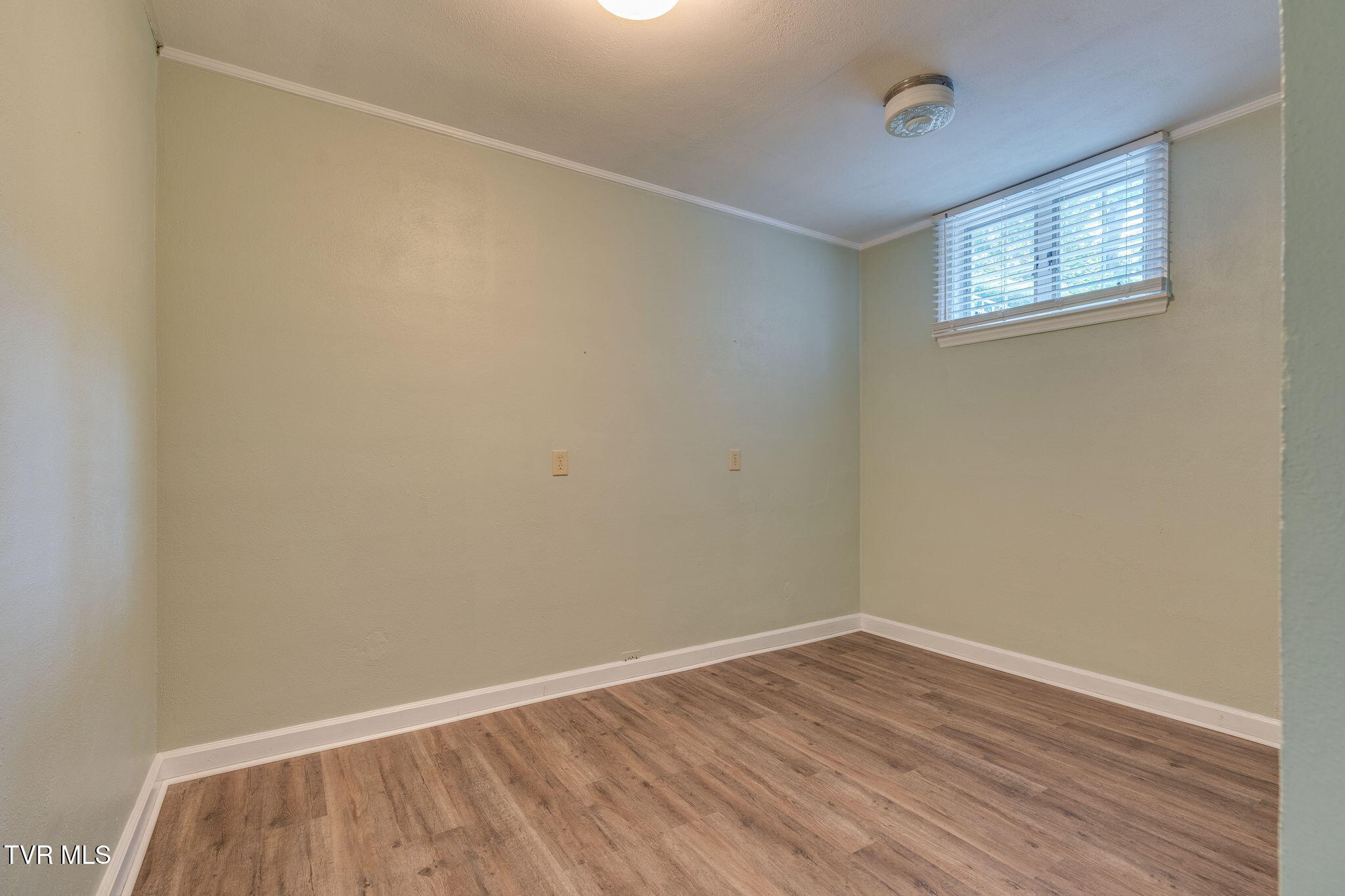 421 High Ridge Road Kingsport, TN 37660 - Photo 33 of 45 027