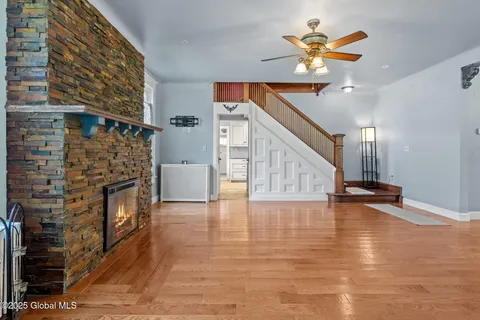 $399,999 | 252 Main Street, Schoharie, NY 12157