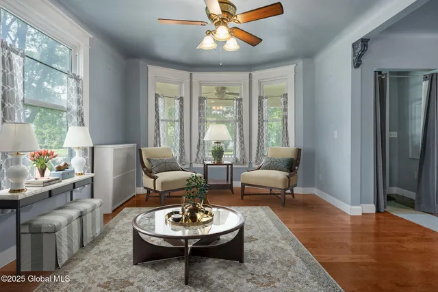 $399,999 | 252 Main Street, Schoharie, NY 12157