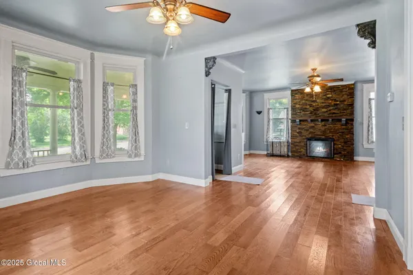 $399,999 | 252 Main Street, Schoharie, NY 12157