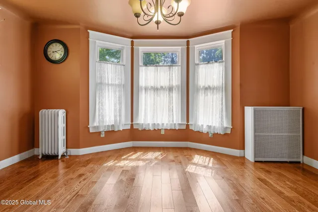 $399,999 | 252 Main Street, Schoharie, NY 12157