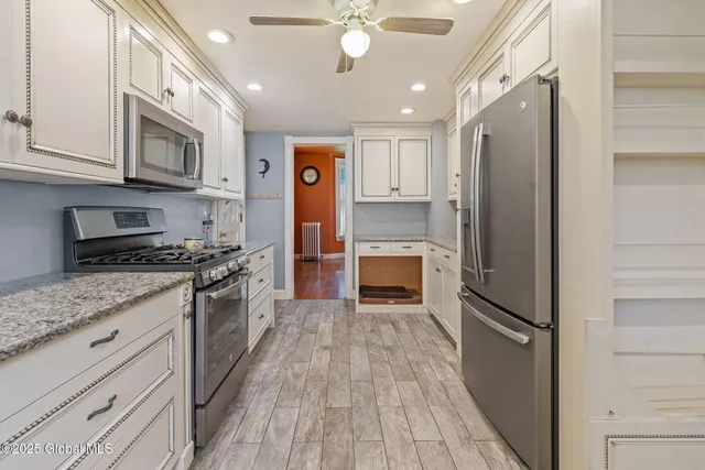 $399,999 | 252 Main Street, Schoharie, NY 12157