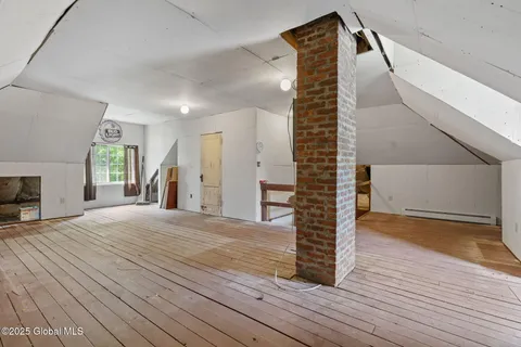 $399,999 | 252 Main Street, Schoharie, NY 12157