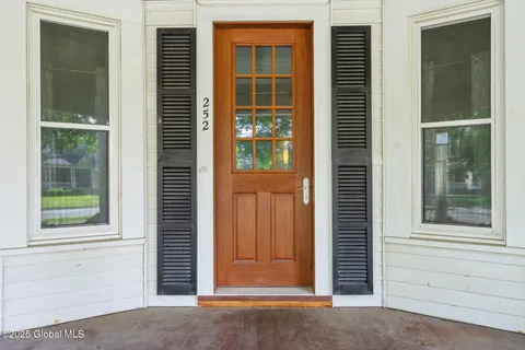 $399,999 | 252 Main Street, Schoharie, NY 12157