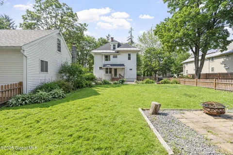 $399,999 | 252 Main Street, Schoharie, NY 12157