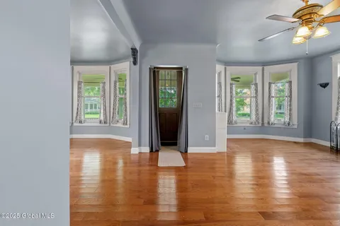 $399,999 | 252 Main Street, Schoharie, NY 12157