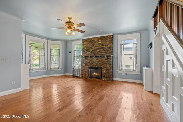 $399,999 | 252 Main Street, Schoharie, NY 12157