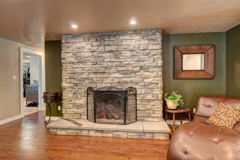 9575 Old Stage Road Central Point, OR 97502 - Photo 11 of 35 Additional Photo