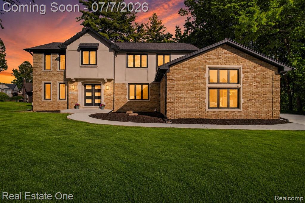2141 Hickory Leaf Court North Rochester Hills, MI 48309 - Photo 1 of 71