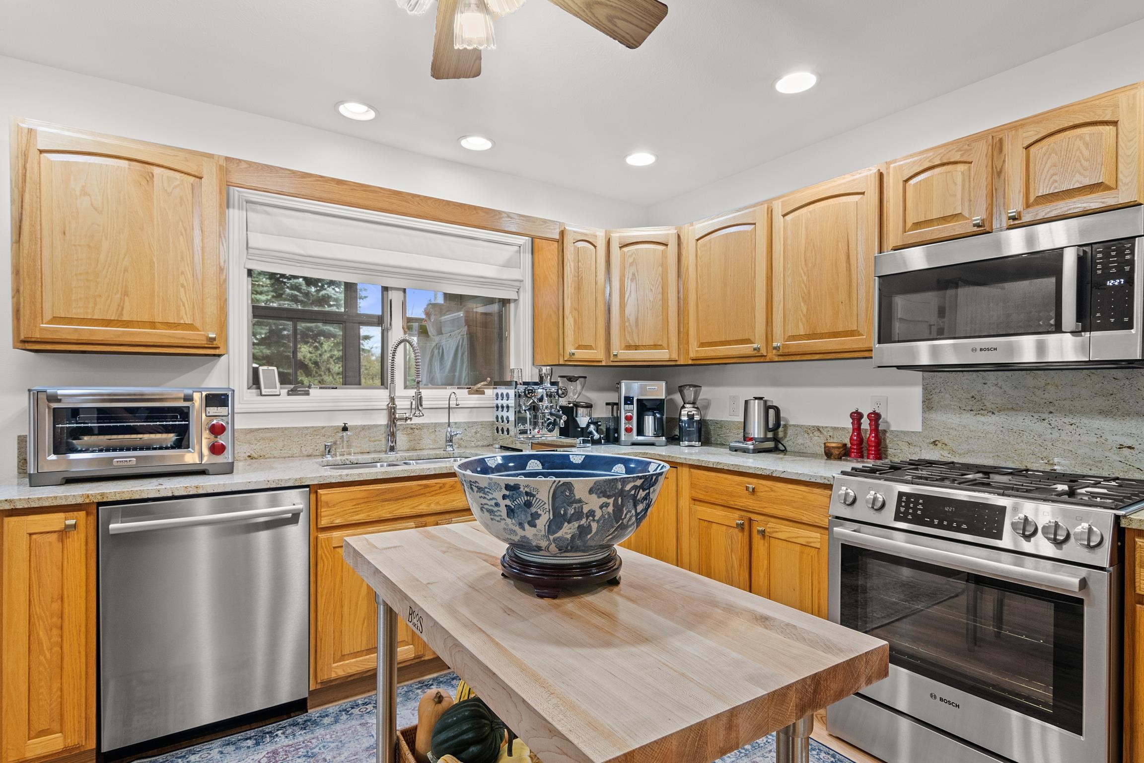 4133 Old Mission Road Traverse City, MI 49686 - Photo 4 of 40