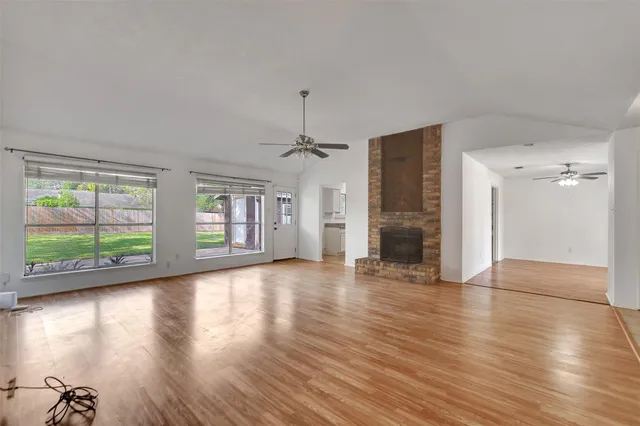 $2,250 | 1311 Oak Hollow Drive, Friendswood, TX 77546