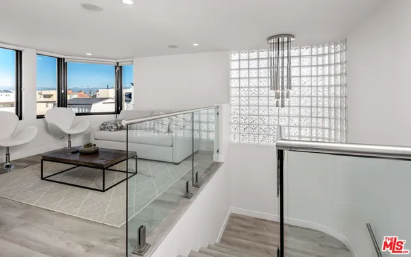 $14,000 | 3461 Ocean Drive, Oxnard, CA 93035